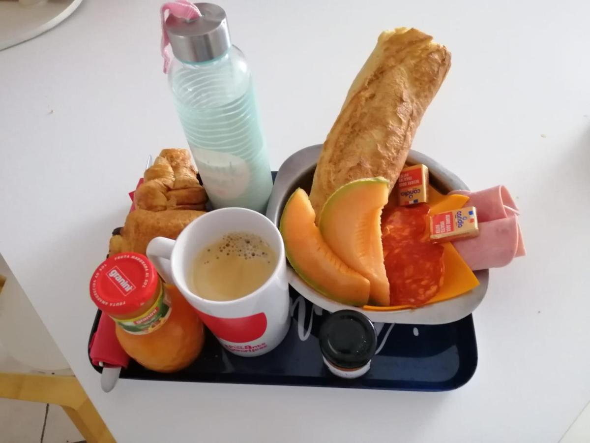 Au Repos Du Verger Couvrelles 외부 사진
